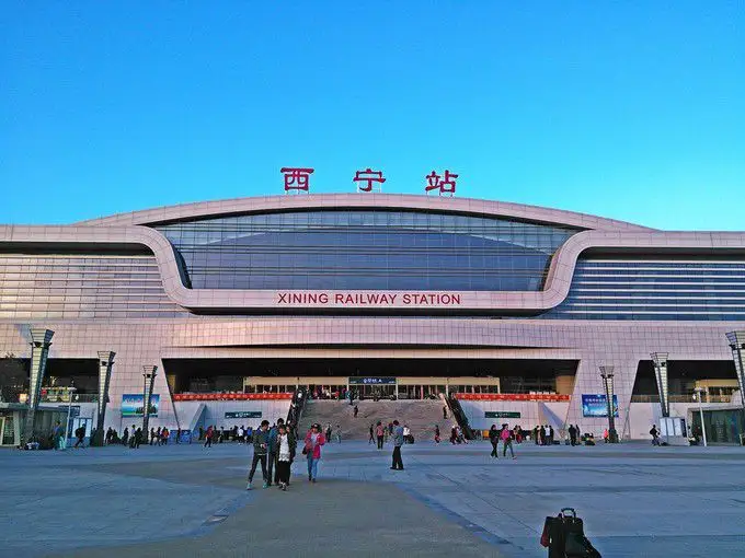 邯鄲到西寧物流公司專線省錢更省心準時送達時+效+保+證