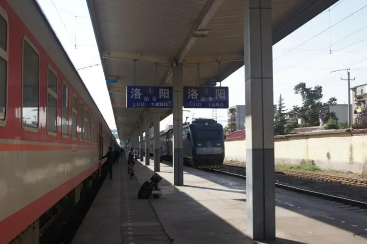 邯鄲到洛陽(yáng)貨運(yùn)公司專(zhuān)線省錢(qián)又省心省準(zhǔn)時(shí)送達(dá)時(shí)+效+保+證